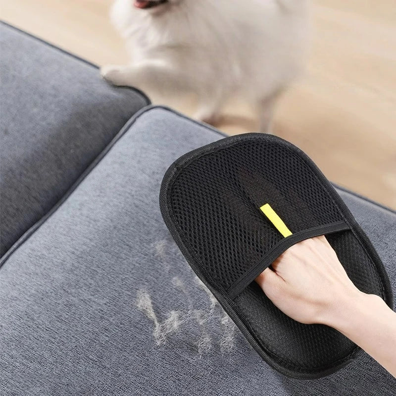 Pet Grooming & Hair Remover Glove – Efficient Deshedding & Cleaning Tool